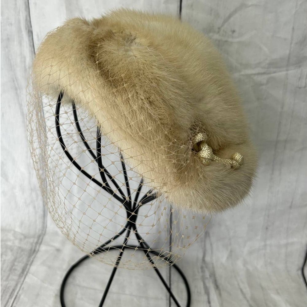 Vintage Flemington Furs Mink Beret with Net Veil EUC Size 21-22